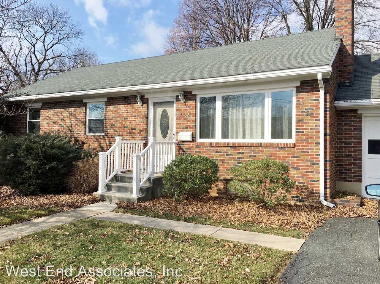 633 W Berger Street - Photo 2 of 11