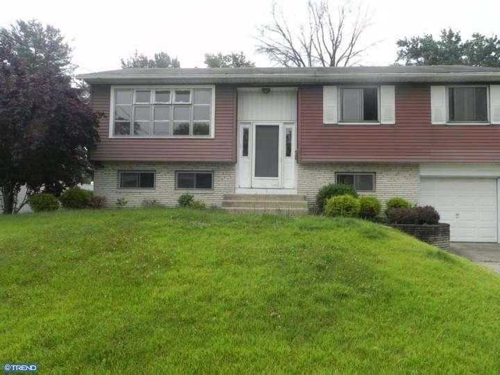 203 Downing Rd - Photo 2 of 8