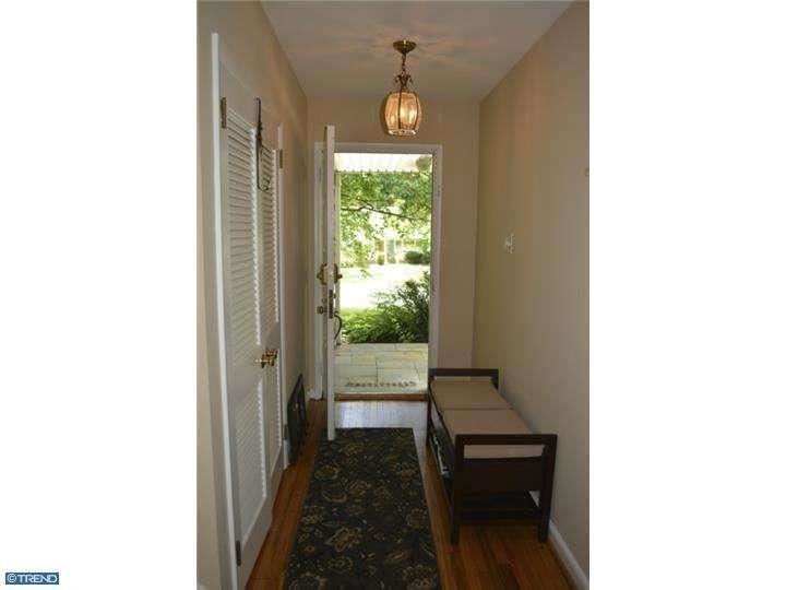 153 Wooded Ln - Photo 3 of 23