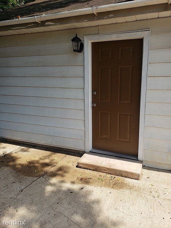 109 Carthel Street - Photo 3 of 8