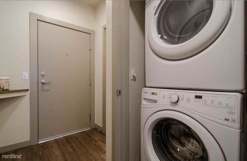 511 S 5th St - Photo 2 of 10