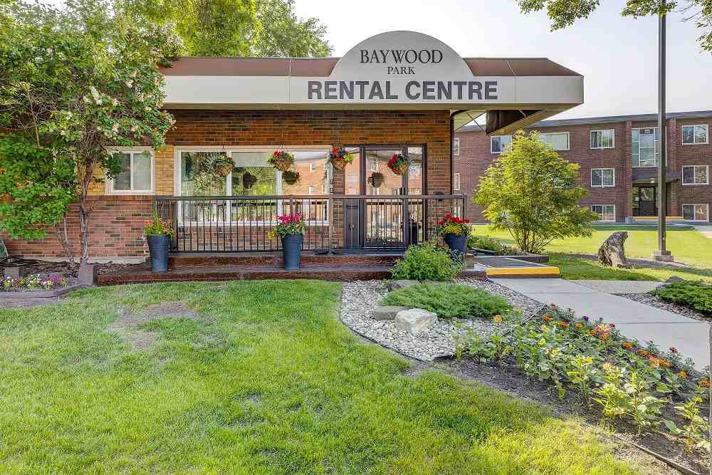 Baywood Park Apartments for Rent 11405 132 St Nw, Edmonton, AB T5M