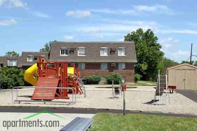 Delshire Apartments - Photo 2 of 6