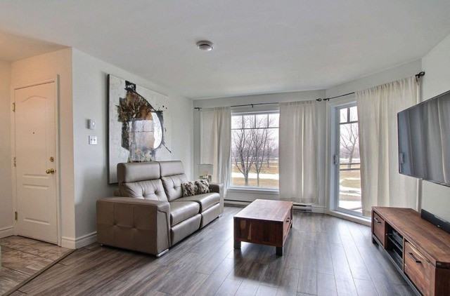 5645 Rue du Condor - Photo 3 of 10