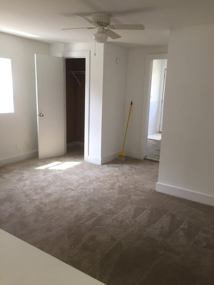 430 Johnson St #A - Photo 2 of 4