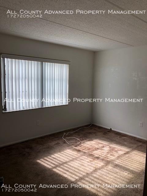 124 Jefferson Apts - Photo 2 of 5