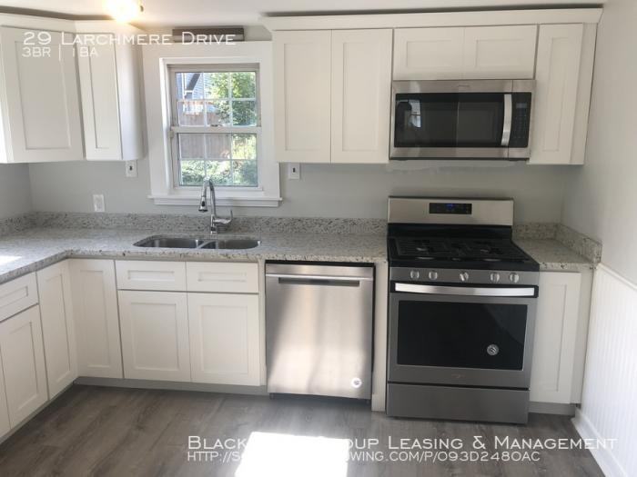 29 Larchmere Drive - Photo 2 of 16