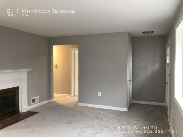 211 Whitmoor Terrace - Photo 3 of 13