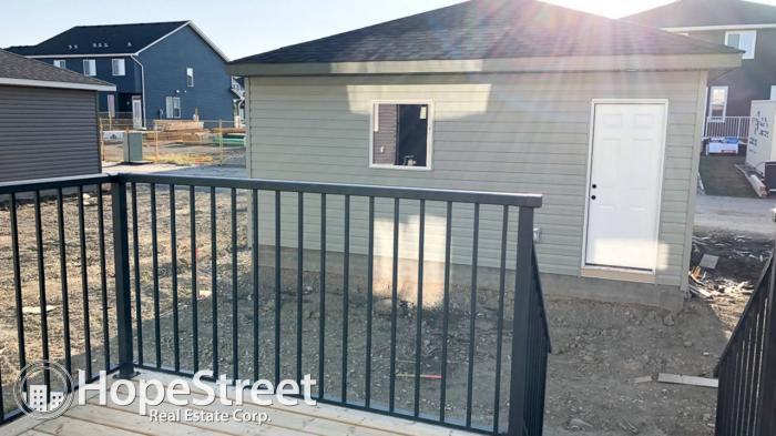 166 Evanscrest Road Nw - Photo 3 of 18