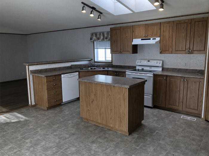 10914 96 Street - Photo 2 of 9