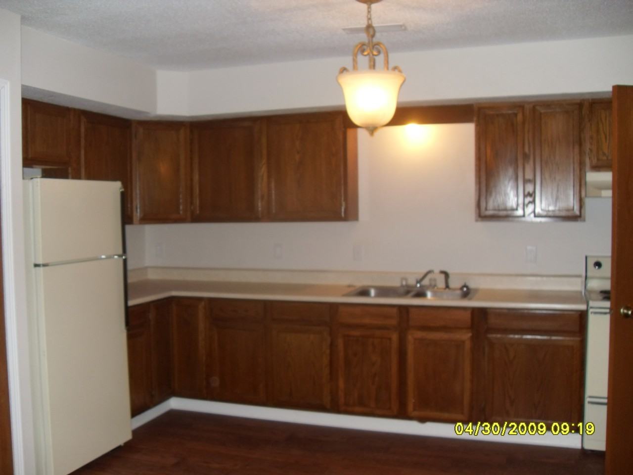 221 James St - Photo 2 of 2