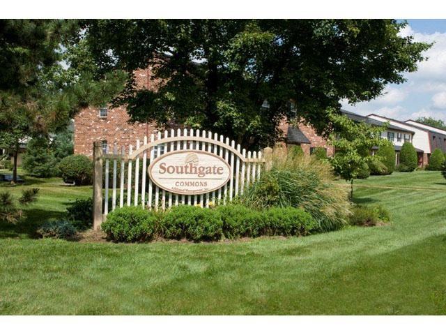 Southgate Commons - Photo 2 of 7