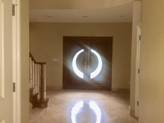 317 Trinity - Photo 2 of 14