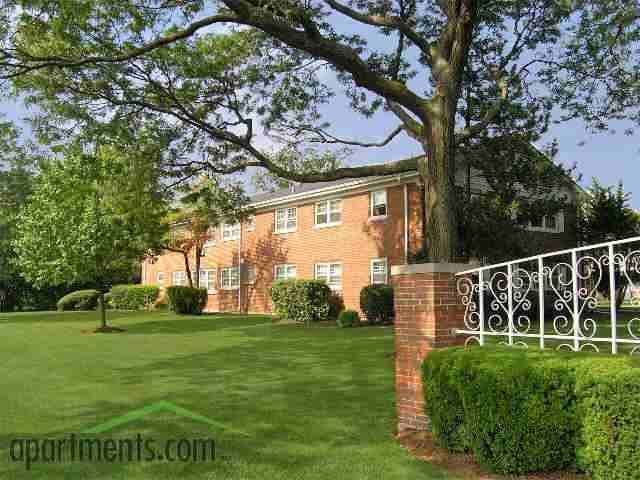 Colonial Gardens - Photo 3 of 5