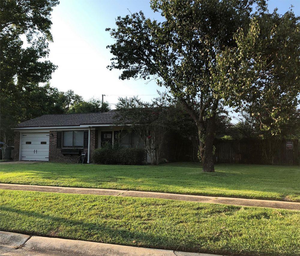 7104 Glendora Street - Photo 3 of 11