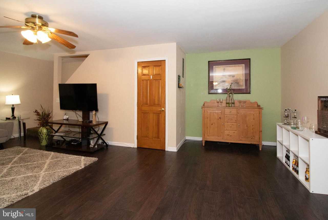 109 Camden Unit B - Photo 3 of 27