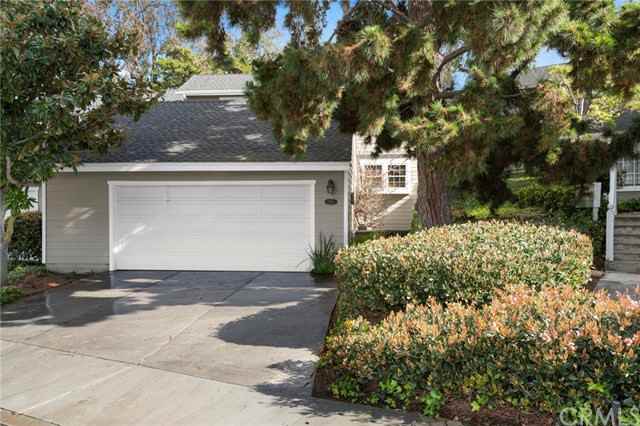 2748 Hillview - Photo 2 of 27