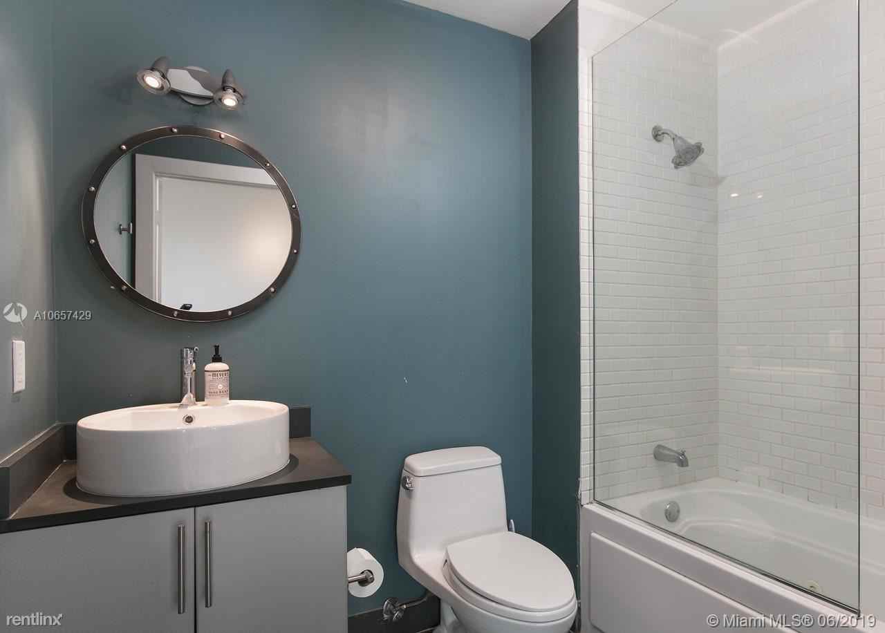 The Montclair - Photo 2 of 11