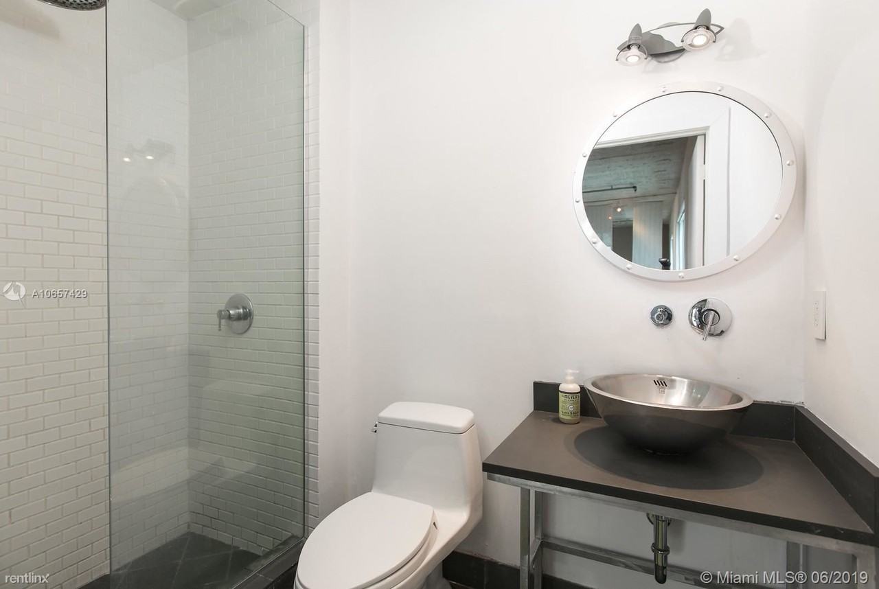 The Montclair - Photo 3 of 11