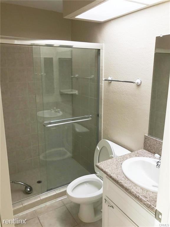 1500 E Jones Ct - Photo 3 of 10