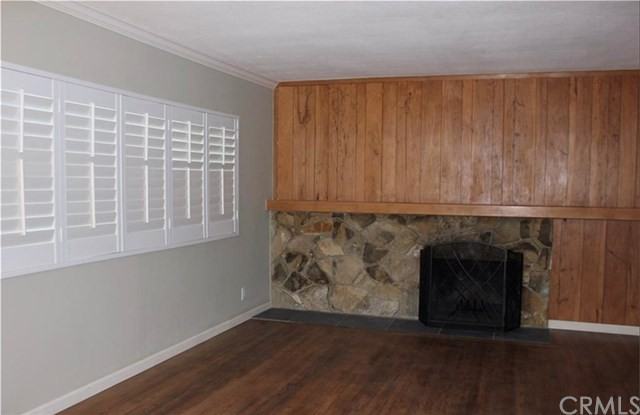 615 Smoketree Drive - Photo 3 of 11