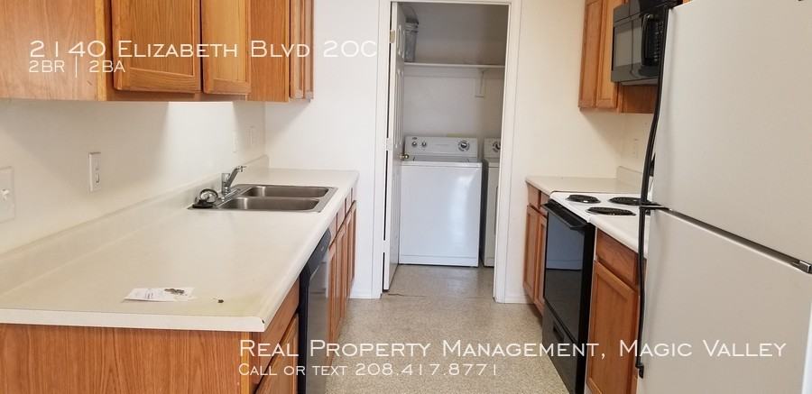 2140 Elizabeth Blvd 20c - Photo 3 of 15