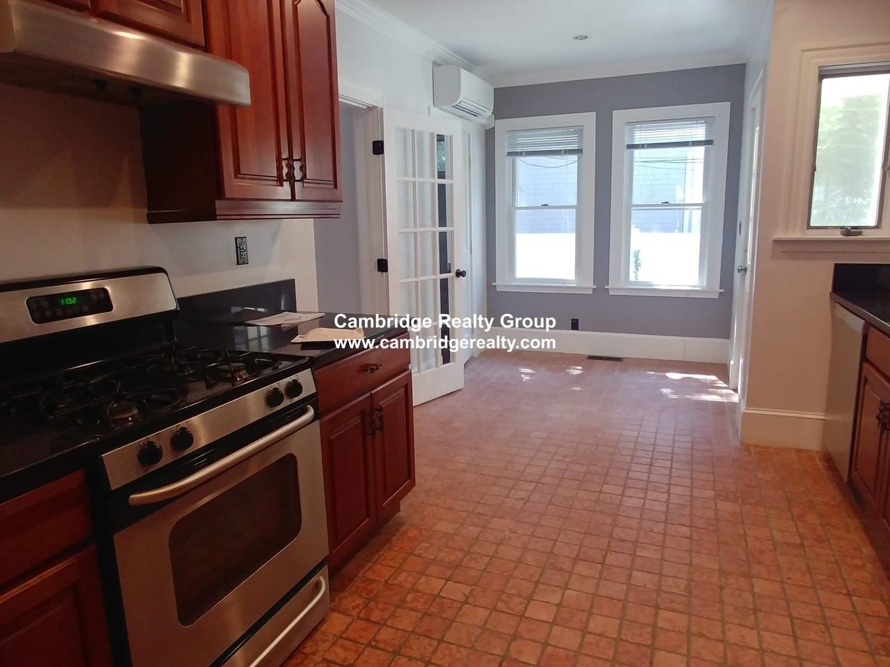 10 Ashton Place #4BR