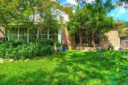 10821 Redmond Road - Photo 2 of 15