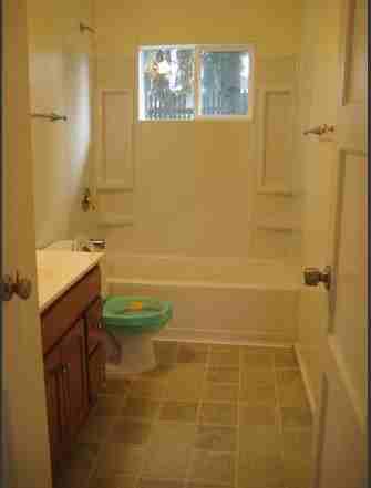 680 Edmonds Ave Ne - Photo 2 of 6