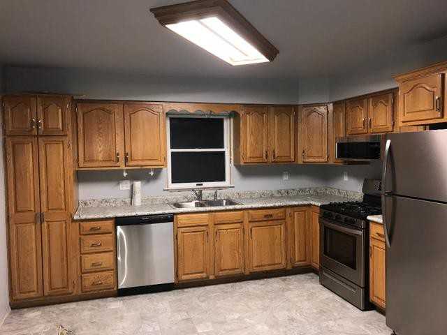 1434 Broadway - Photo 2 of 8