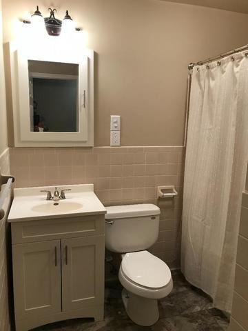 1434 Broadway - Photo 3 of 8