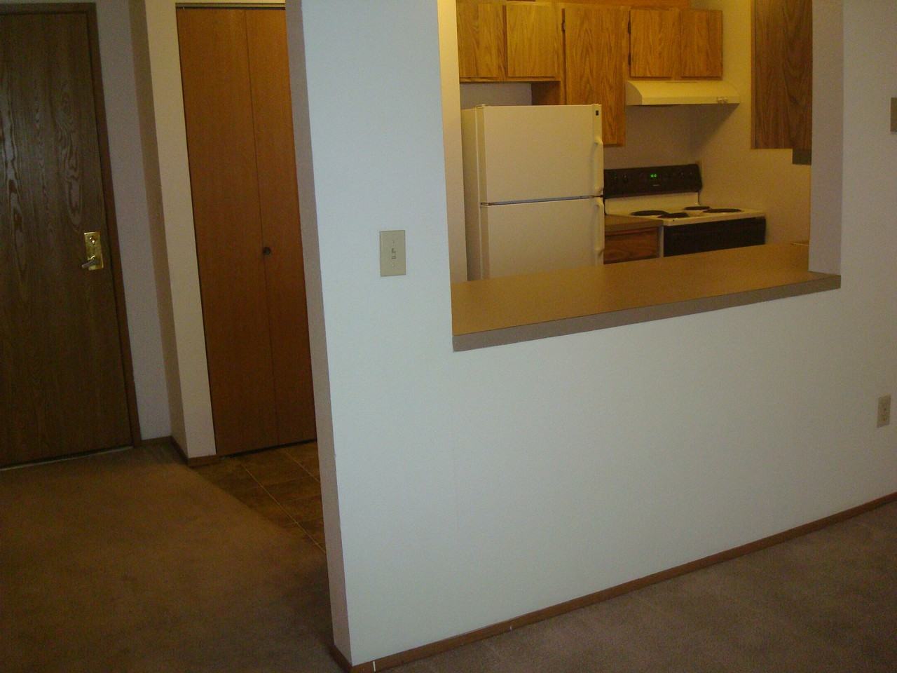 3316 Fuhrman Ave E - Photo 3 of 8