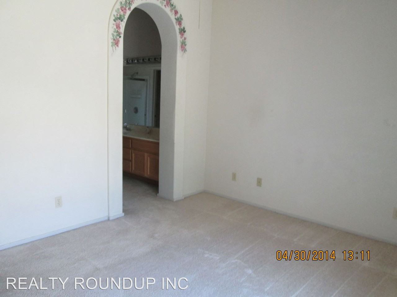 8767 Summer Pointe Dr - Photo 3 of 7