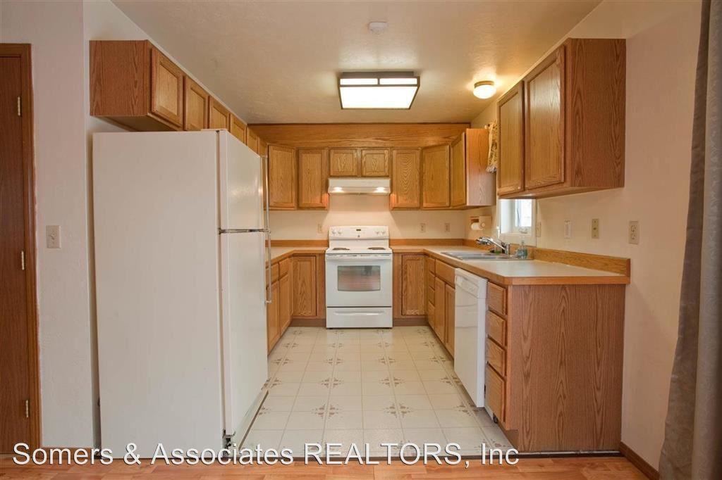 99 Hamilton Ave. - Photo 3 of 16