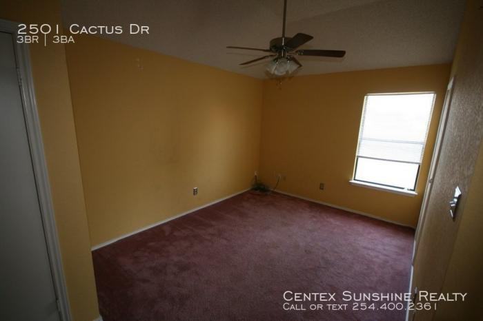 2501 Cactus Dr - Photo 3 of 17