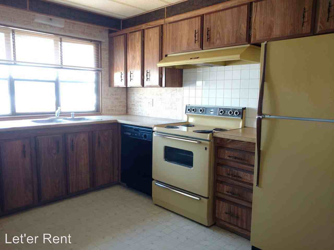 595A A Sw Birch Place - Photo 3 of 11