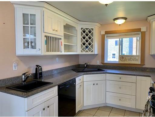 81 Inverness - Photo 3 of 7