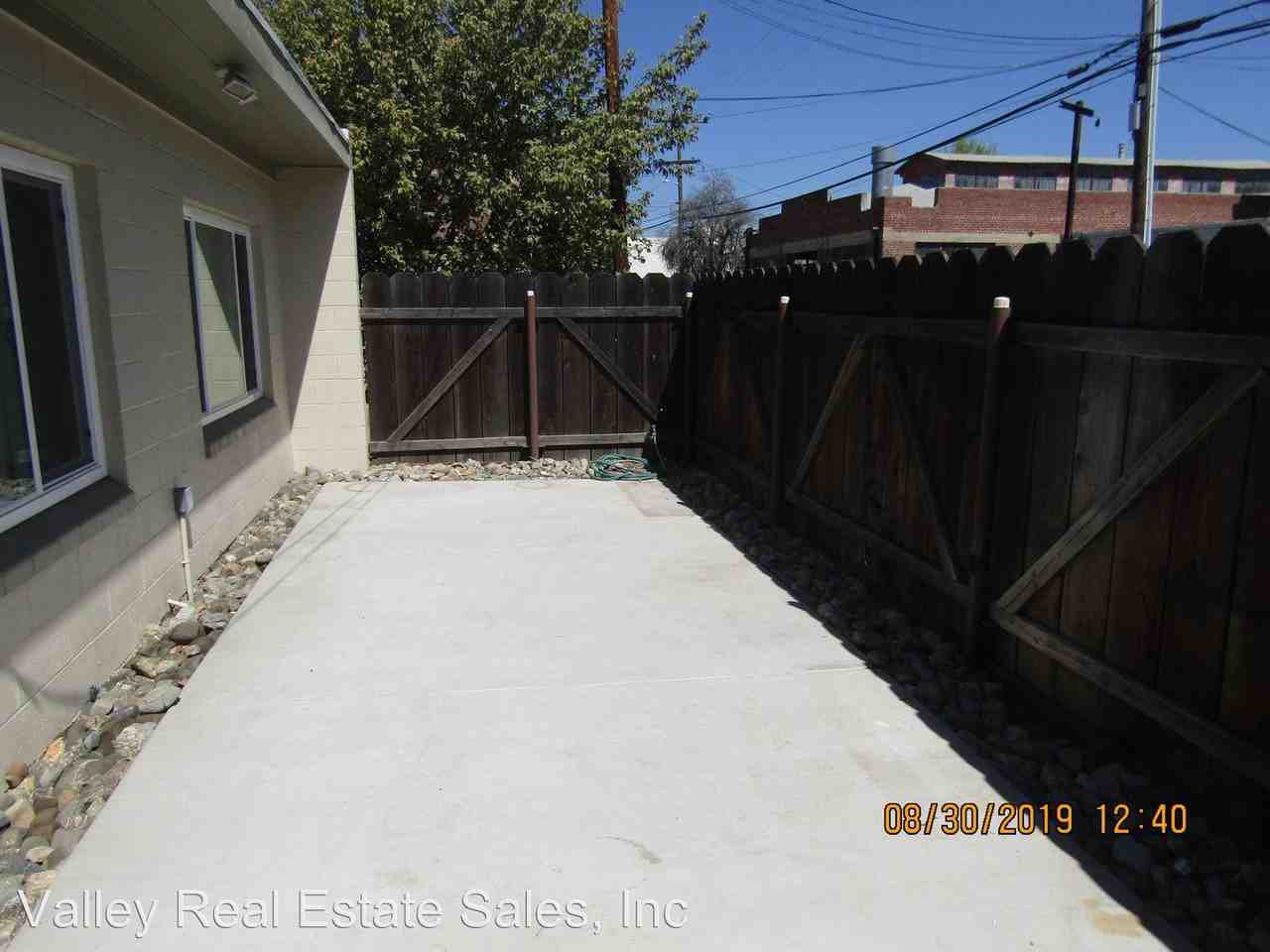 563 & 563 1/2 4th St - Photo 2 of 14