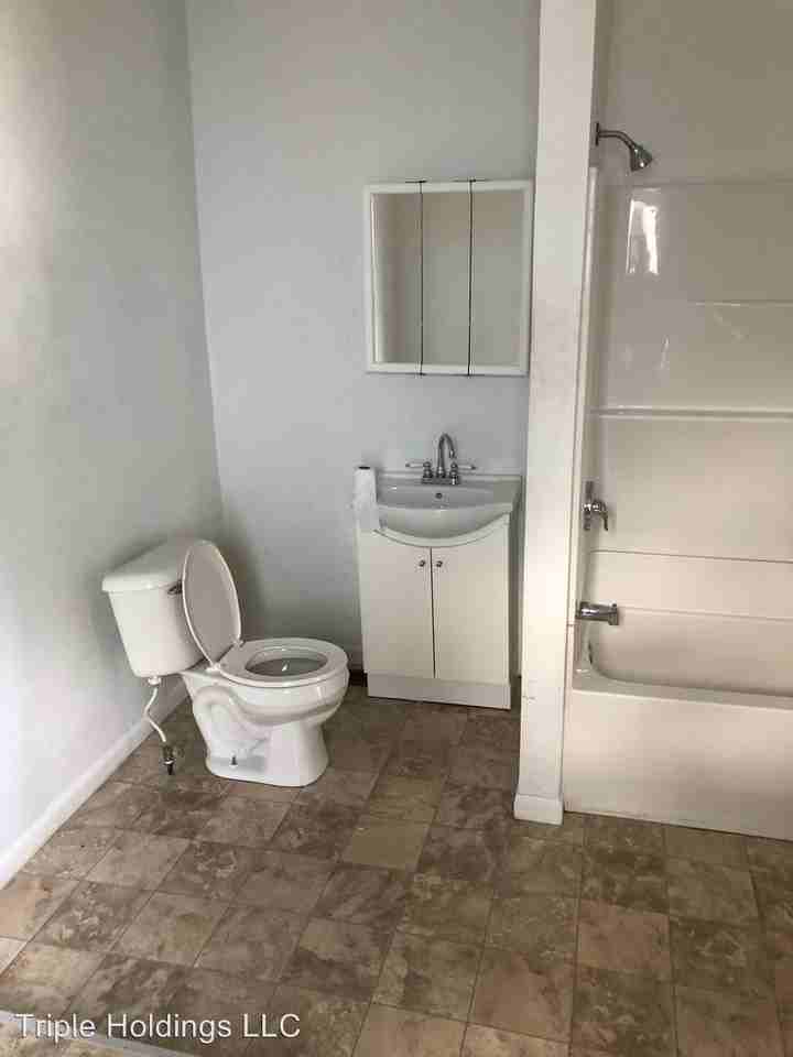 313 Mcpherson - Photo 3 of 9