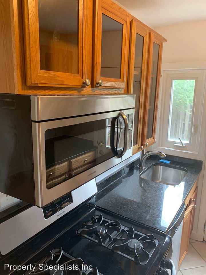 4766 21st Rd. North - Photo 3 of 28