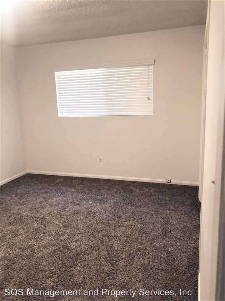 1052-1054 Golden Rd - Photo 3 of 12