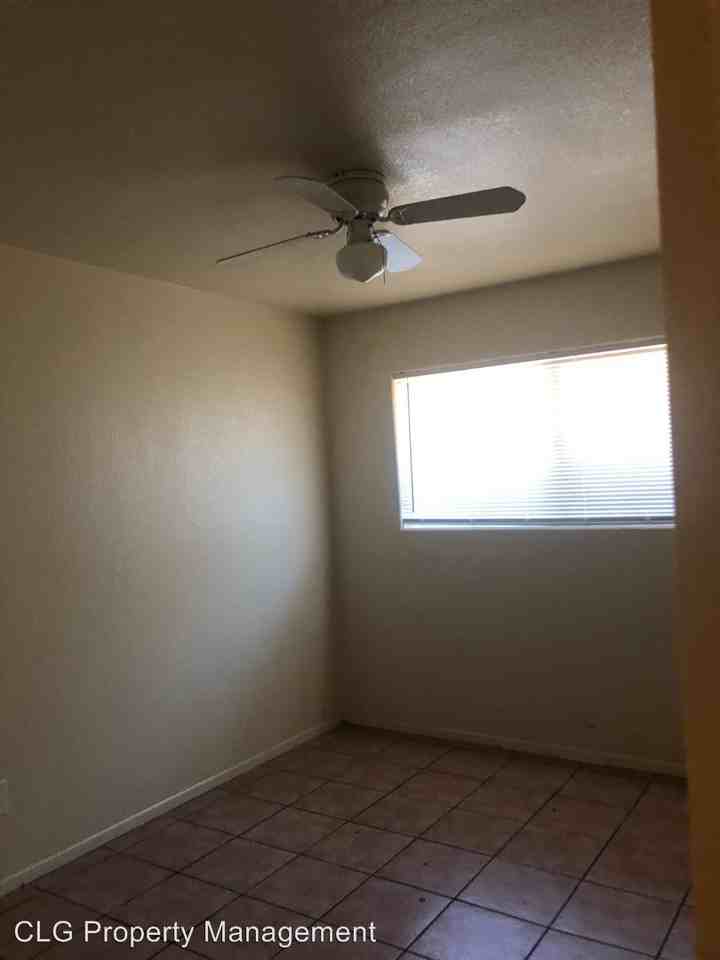 7141 Buchanan Ave - Photo 3 of 3