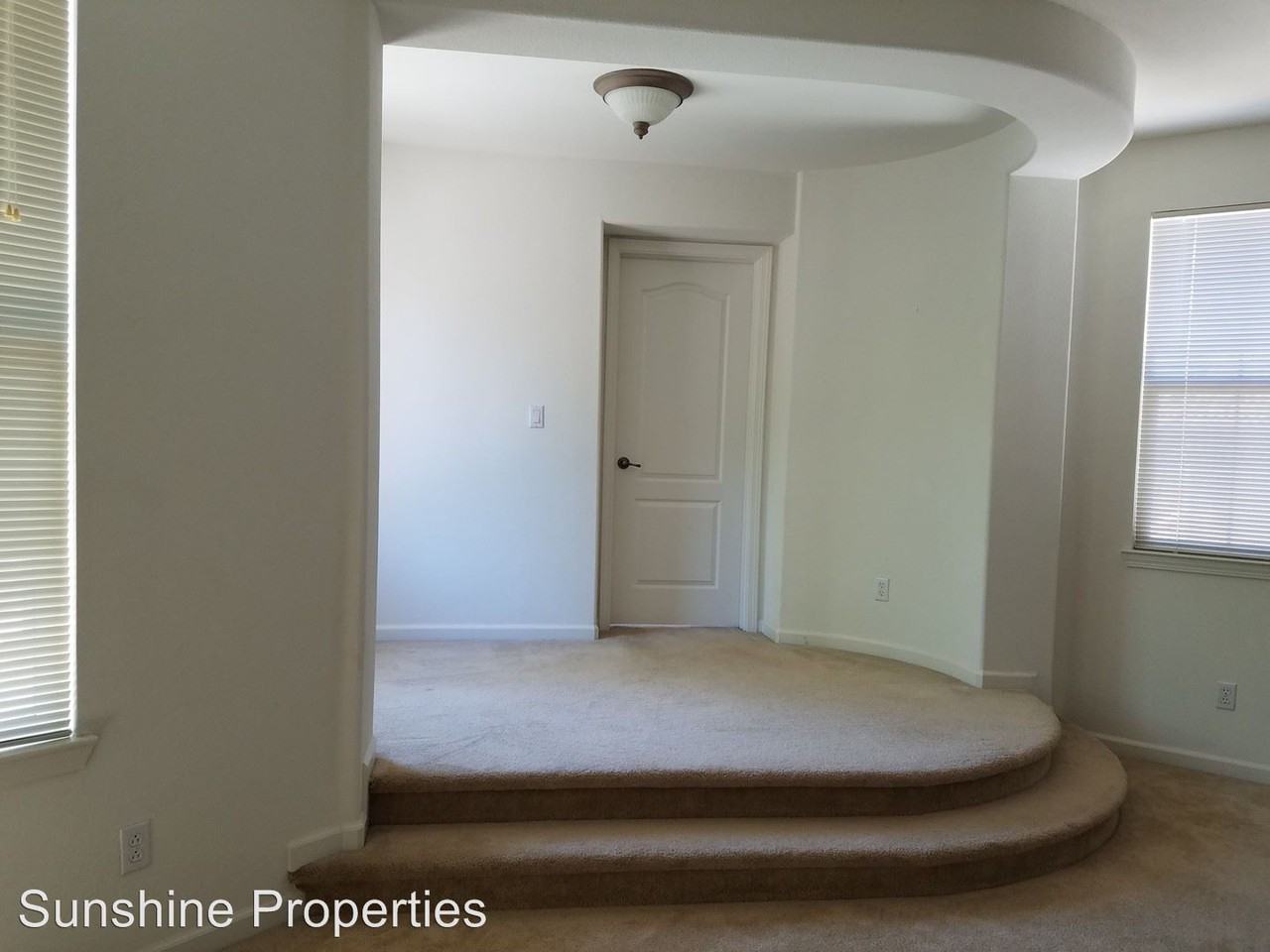 1816 Landmark Dr. - Photo 2 of 12