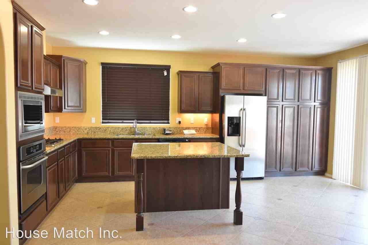 31256 Locust Ct - Photo 2 of 29