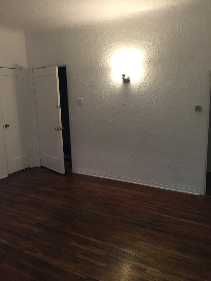 416 W Burnett St - Photo 2 of 7