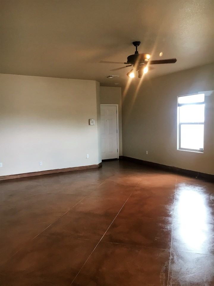 20864 E Founders Rd - Photo 2 of 26