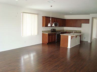 1534 Tattlesall - Photo 3 of 13