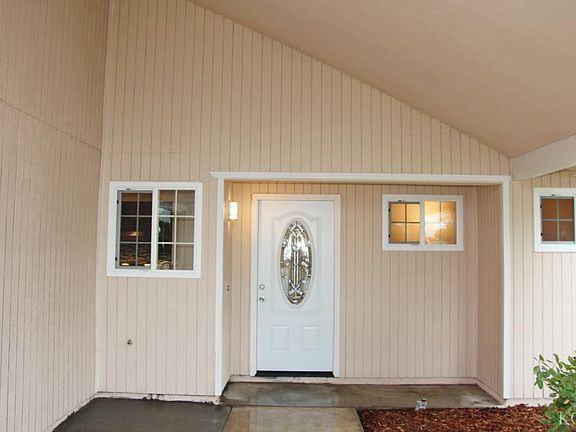 203 E Adrian Way - Photo 2 of 8