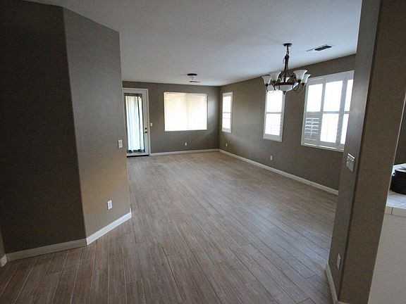 11710 Morgan Hill Dr - Photo 3 of 15