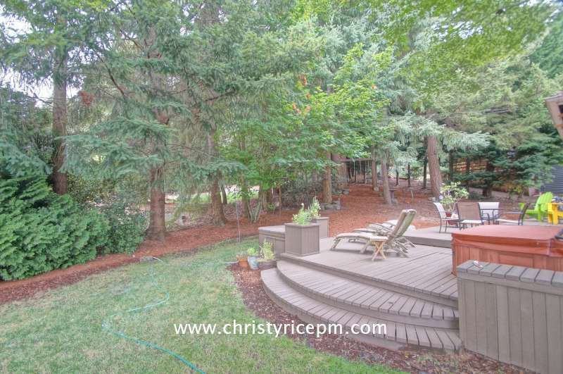 11826 Se 78th St - Photo 2 of 9